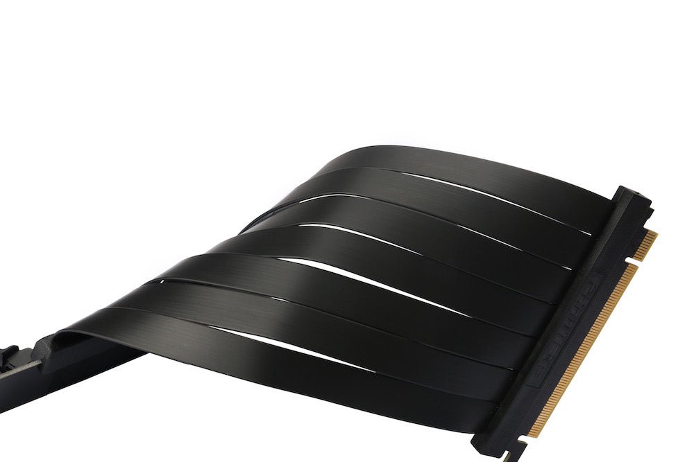 Phanteks 220 mm Premium Shielded High speed PCI-E x16 Riser Cable - Thumbnail 3