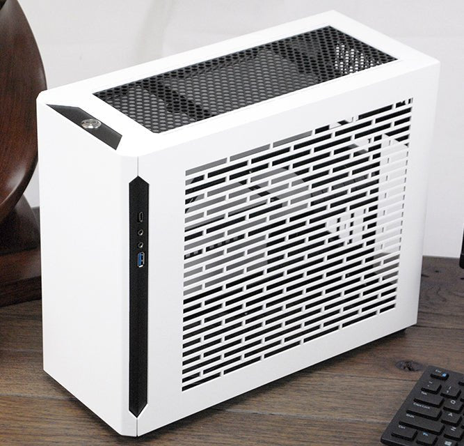 PCケース(自作PC用) sliger sm580 Sliger SM580 build - ft. 3900X & Sapphire Nitro+ 5700 XT - YouTube